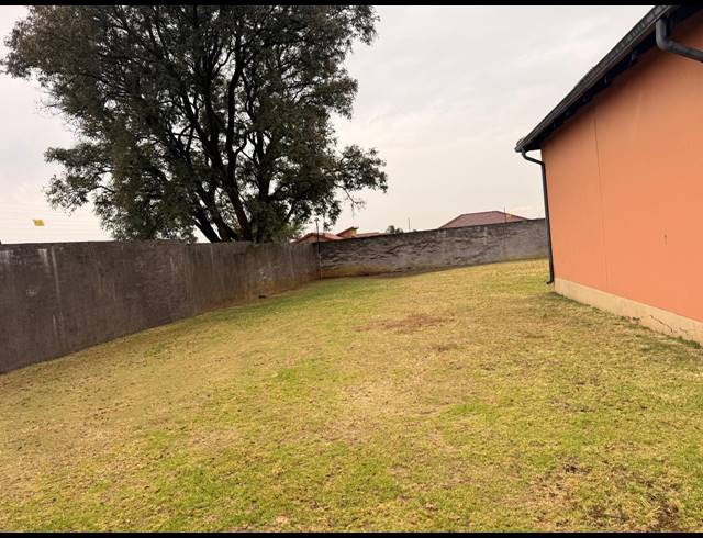 3 BEDROOM HOUSE FOR SALE IN WATERVAL EAST